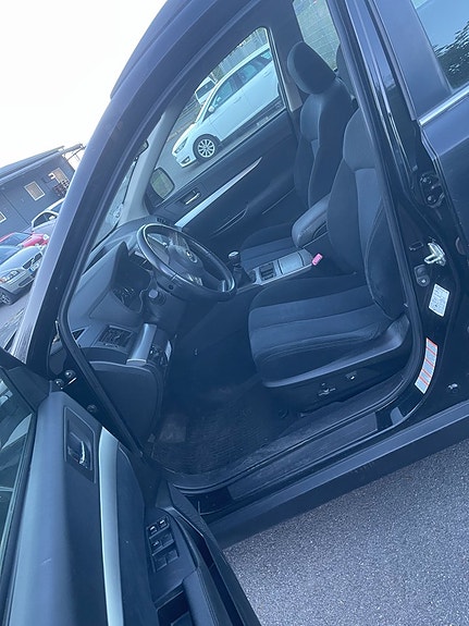Subaru Outback 13 of 19