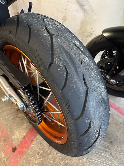 KTM 690 SMC R 4 of 5