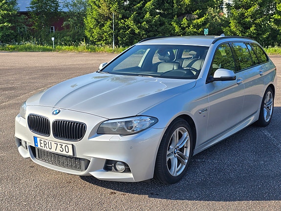 BMW 520d 3 of 5