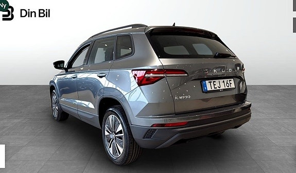 Skoda Karoq 2 of 5
