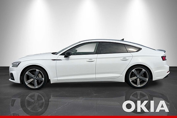 Audi A5 2 of 17