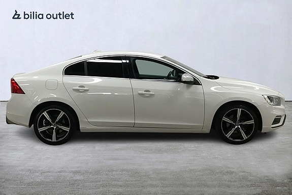 Volvo S60 5 of 5