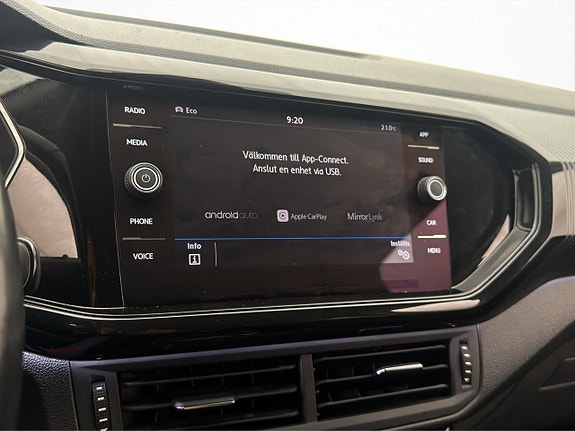 Volkswagen T-Cross 18 of 29
