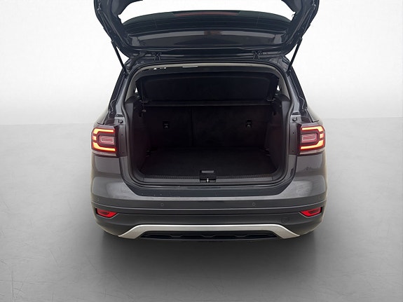 Volkswagen T-Cross 25 of 29