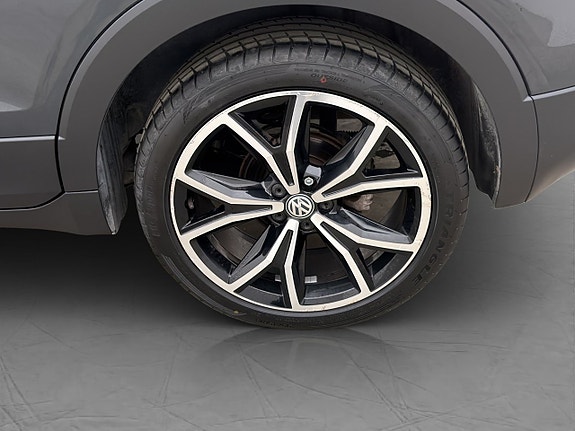 Volkswagen T-Cross 27 of 29