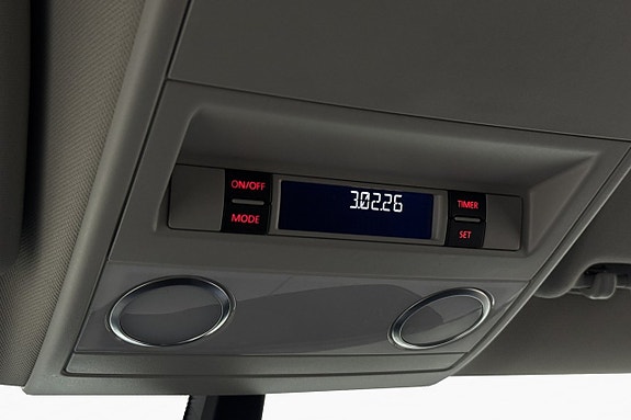 Volkswagen Multivan 19 of 19