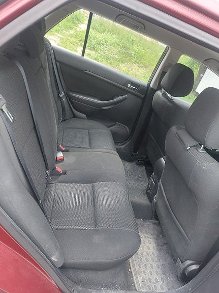 Toyota Avensis 5 of 5