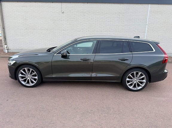 Volvo V60 3 of 5