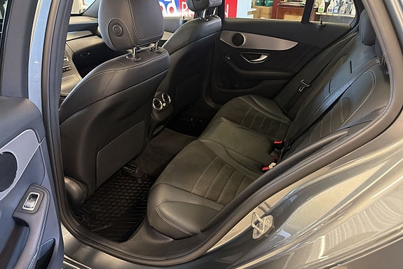 Mercedes-Benz C220 d 9 of 13