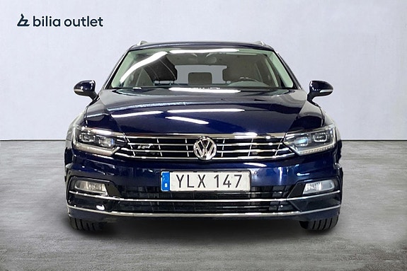 Volkswagen Passat 3 of 5