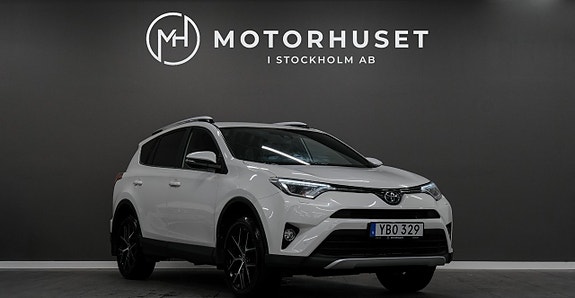 Toyota RAV4 3 of 5