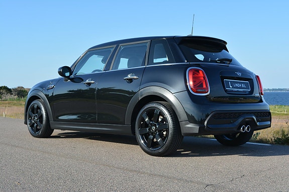 MINI Cooper S 5 of 30