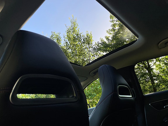 Mercedes-Benz CLA200 8 of 9