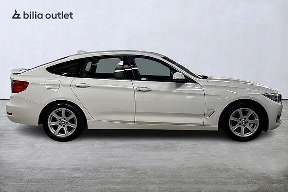 BMW 318d 5 of 5