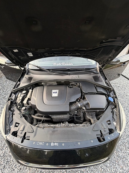 Volvo V60 7 of 9