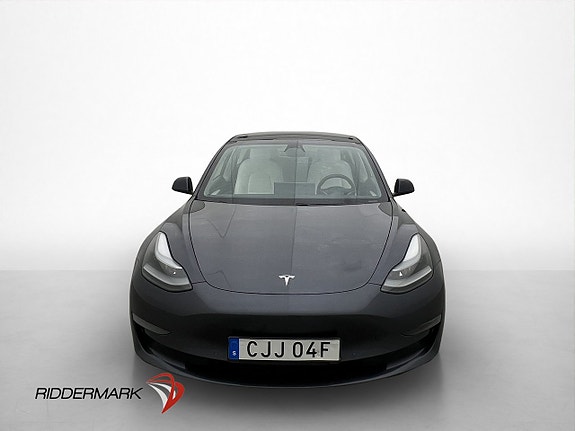 Tesla Model 3 3 of 5