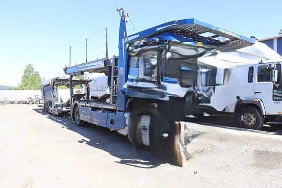 Volvo FM 2 of 6