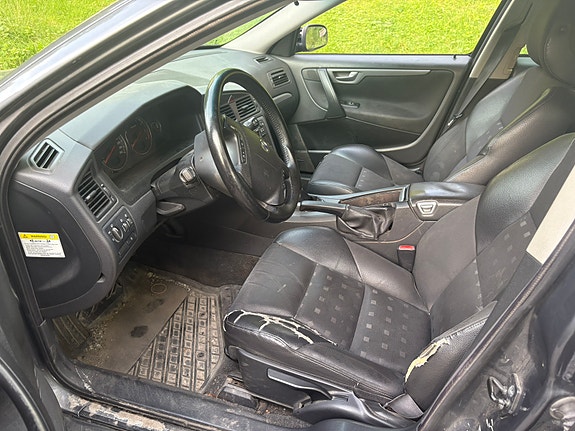 Volvo V70 6 of 6