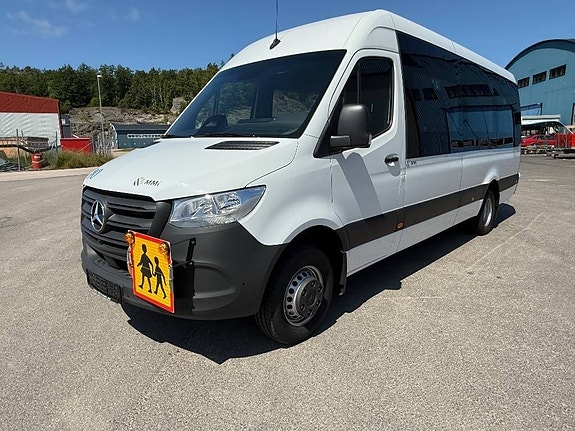 Mercedes-Benz Buss 19 pass Lift skolbuss 3 of 8