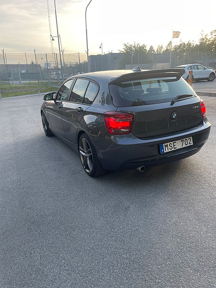 BMW 118d 5 of 5