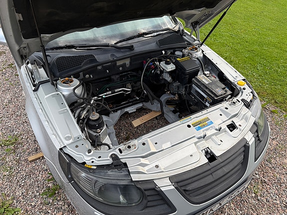 Saab 9-5 3 of 4