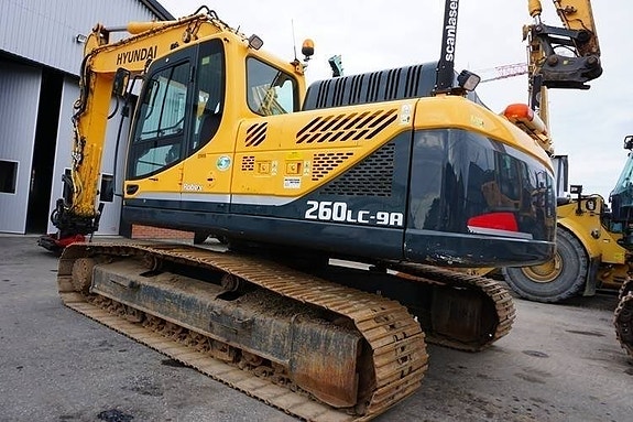 Hyundai R260LC-9A 4 of 23