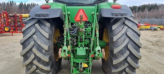John Deere 7230R TRAKTOR 4 of 10