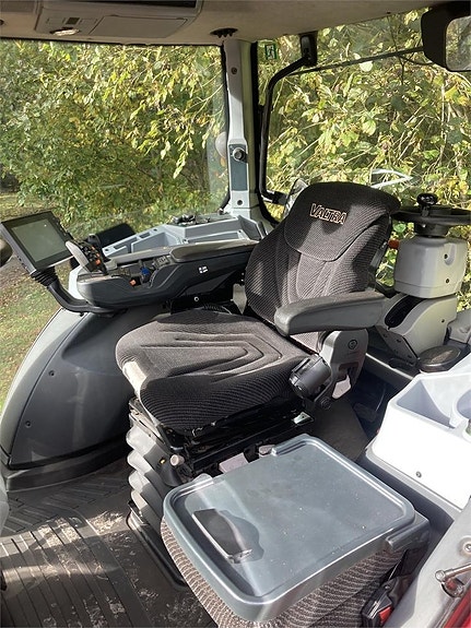 Valtra T234 VERSU TRAKTOR FR.LYFT 5 of 5