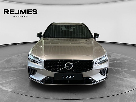 Volvo V60 8 of 13