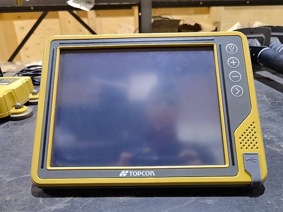Topcon X73i 7 of 14