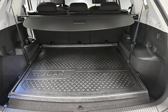 Volkswagen Tiguan Allspace 17 of 26