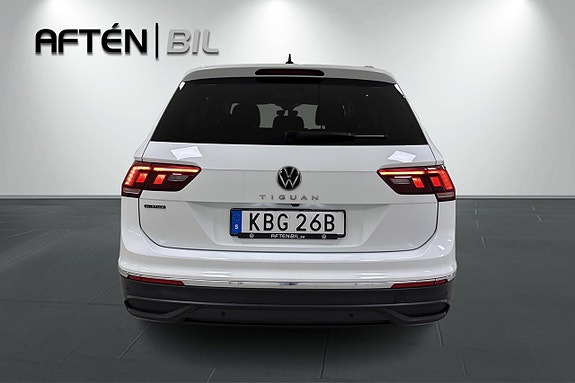 Volkswagen Tiguan Allspace 8 of 26