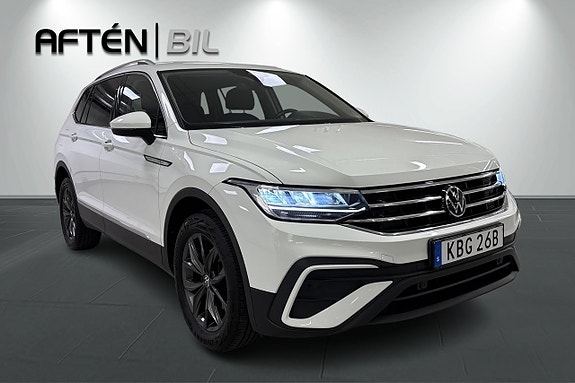 Volkswagen Tiguan Allspace 4 of 5