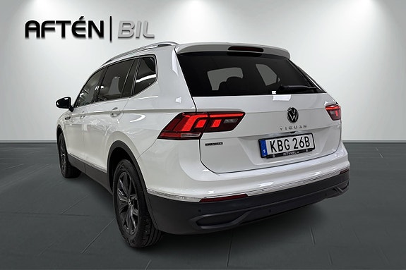 Volkswagen Tiguan Allspace 9 of 26