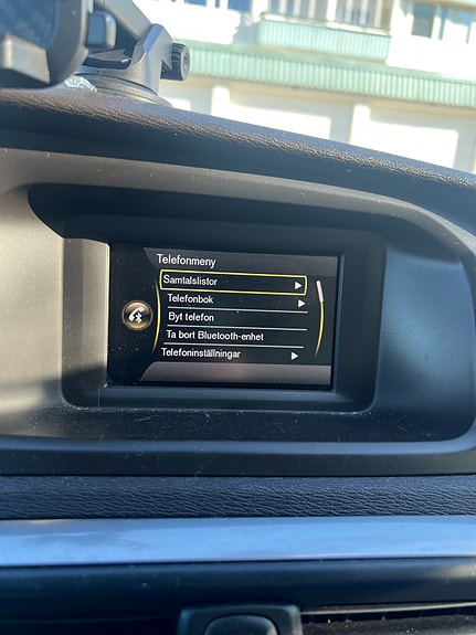 Volvo V40 Cross Country 6 of 10