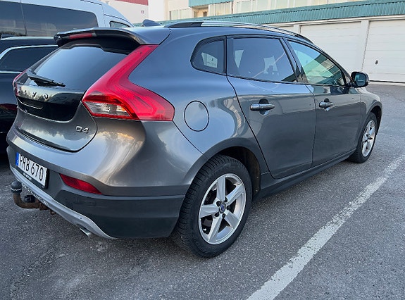 Volvo V40 Cross Country 4 of 5