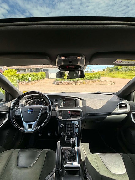 Volvo V40 5 of 5