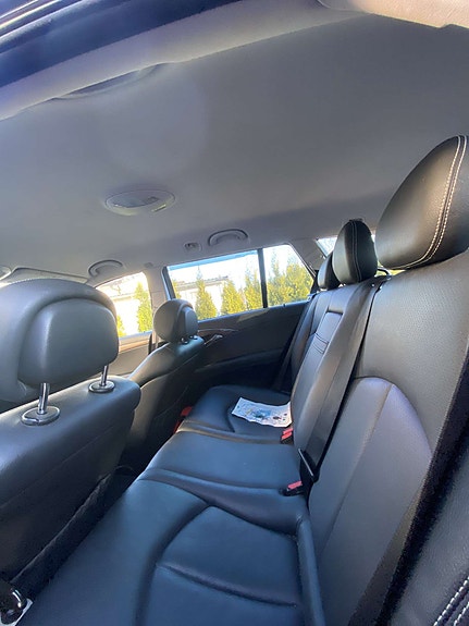 Mercedes-Benz E280 5 of 5