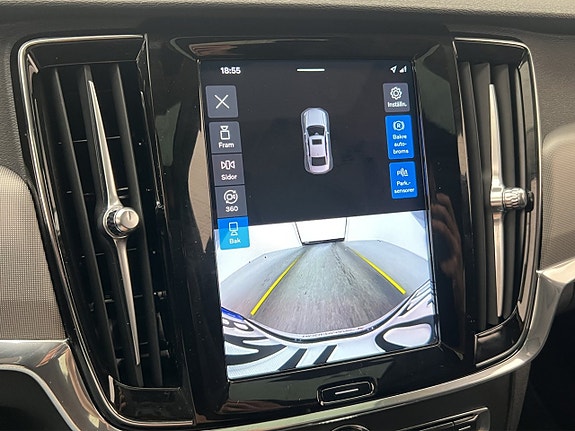 Volvo S90 27 of 30