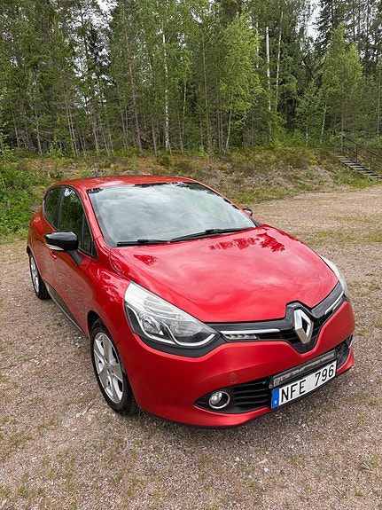 Renault Clio 2 of 5