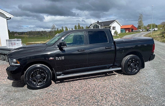 RAM 1500 2 of 5