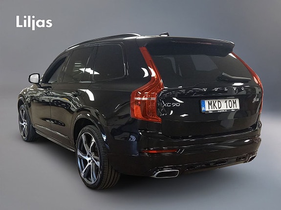Volvo XC90 4 of 5