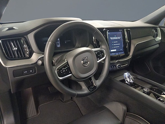Volvo XC60 5 of 5