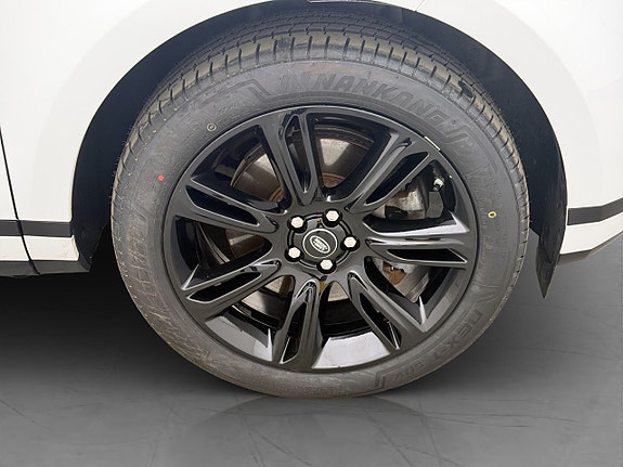 Land Rover Range Rover Evoque 26 of 26