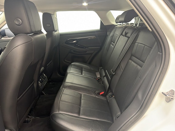 Land Rover Range Rover Evoque 14 of 26