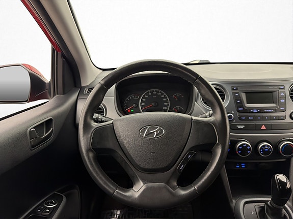 Hyundai i10 14 of 25