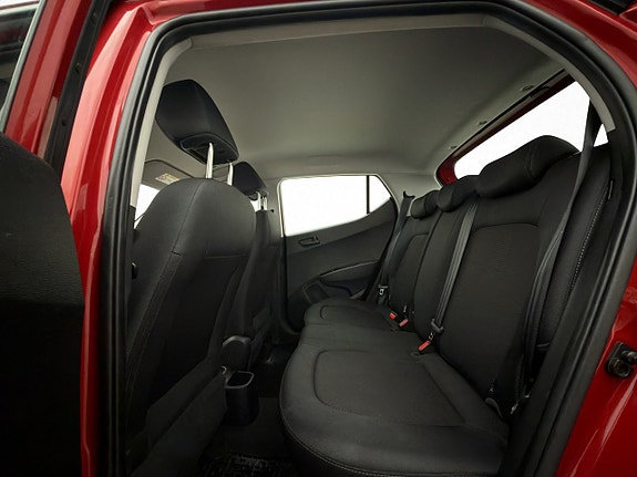 Hyundai i10 13 of 25