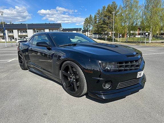 Chevrolet Camaro SS 3 of 5