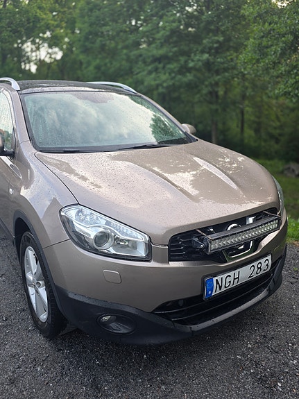 Nissan Qashqai+2 4 of 5