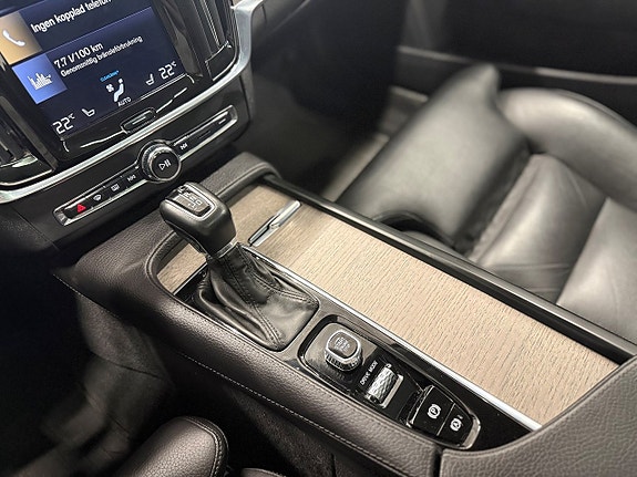 Volvo V90 Cross Country 17 of 26